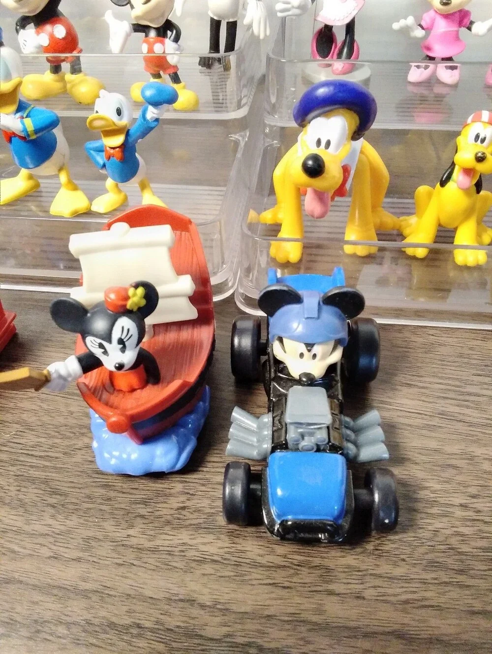Disney Mickey & Friends Bundle (37) Pieces.